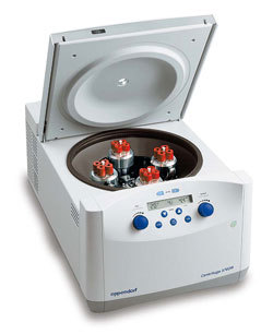 eppendorf 艾本德临床离心机套装包括 5702 R 冷冻离心机