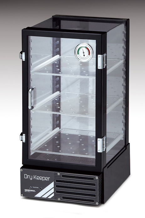 DryKeeper 自动Ｃ型干燥箱 C-3B（电解法原理）                              DryKeeper auto C-3B